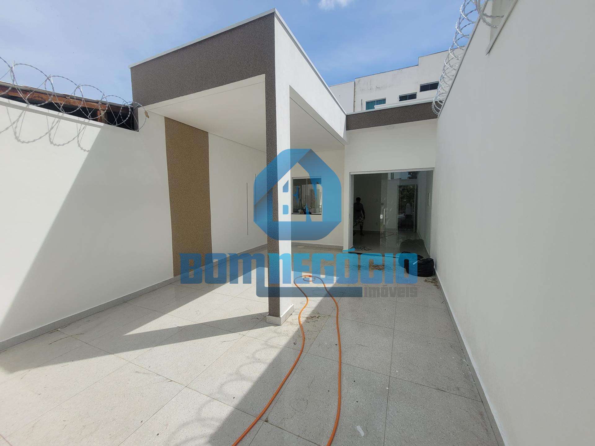 Casa com 2 dormitórios à venda, Parque Olímpico, GOVERNADOR VA...