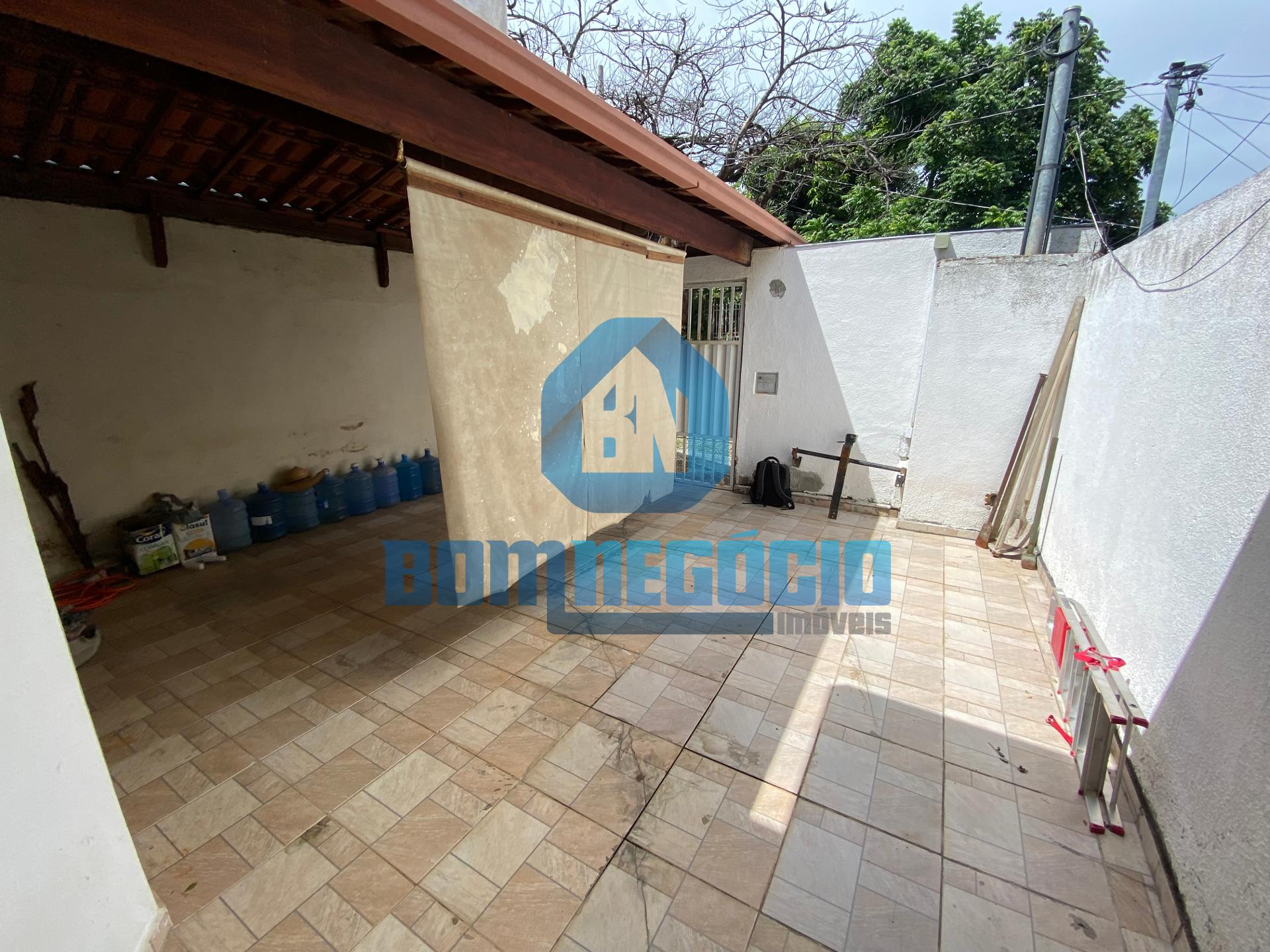 CASA A VENDA COM 3 QUARTOS, Jardim Alvorada, GOVERNADOR VALADA...