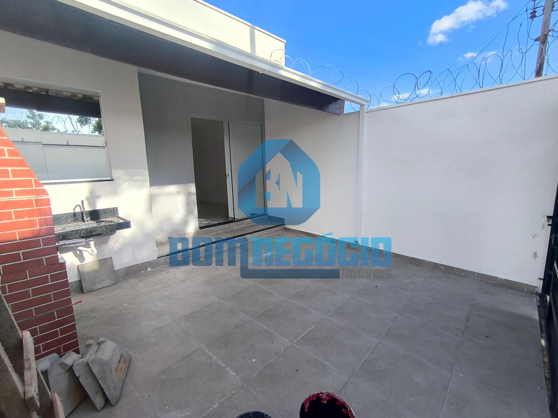 Casa com 2 dormitórios à venda, VILA RICA, GOVERNADOR VALADARE...