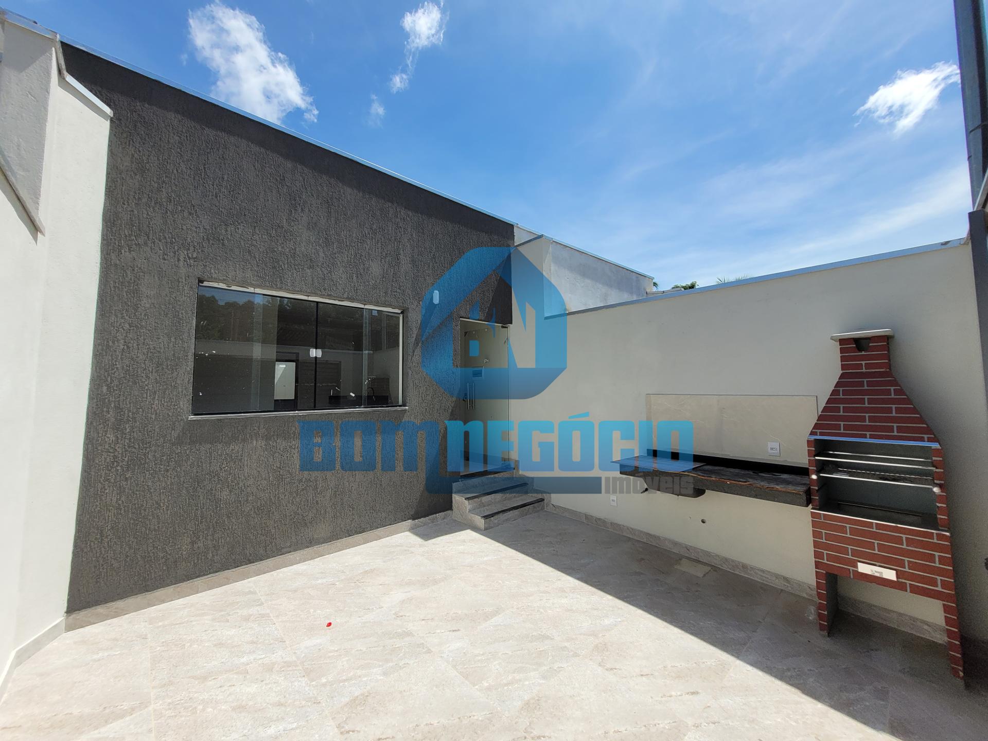 Casa com 2 dormitórios à venda, SANTA PAULA, GOVERNADOR VALADA...