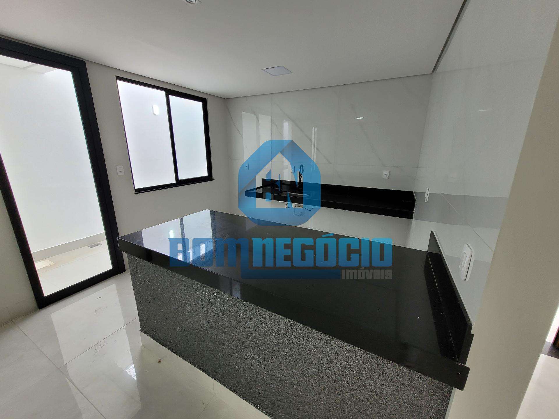 Casa com 3 dormitórios à venda, PARQUE OLIMPICO II, GOVERNADOR...