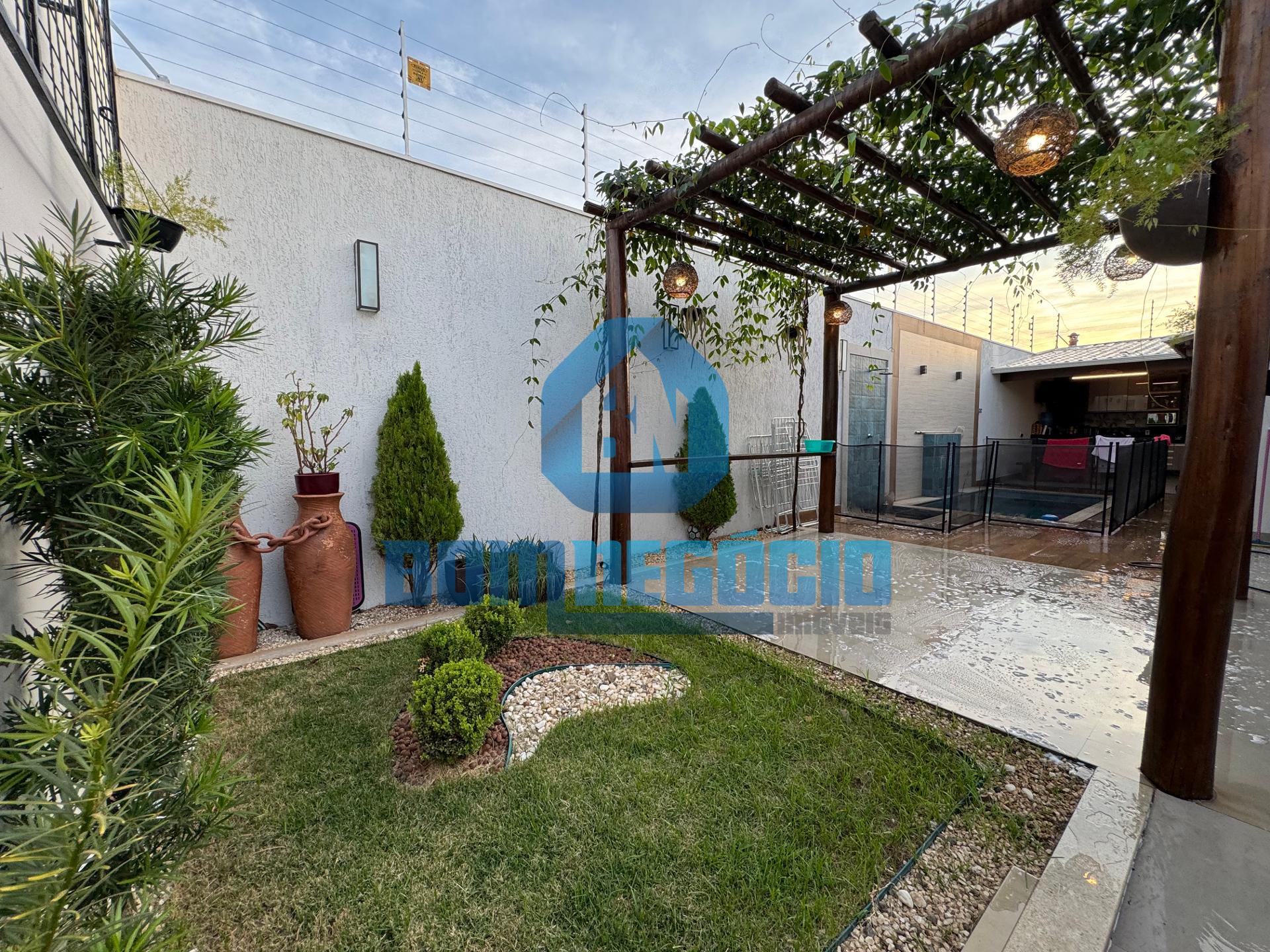 Casa Nova com Piscina e Energia Solar à Venda | Bairro Parque ...