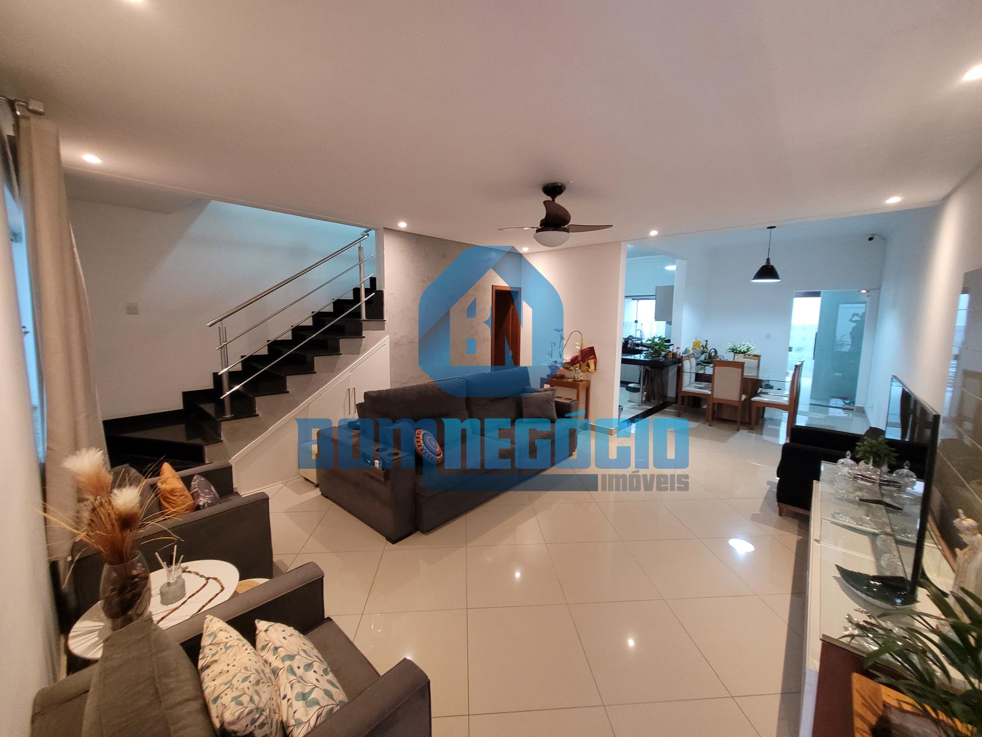 Casa com 3 dormitórios à venda, CIDADE NOVA, GOVERNADOR VALADA...