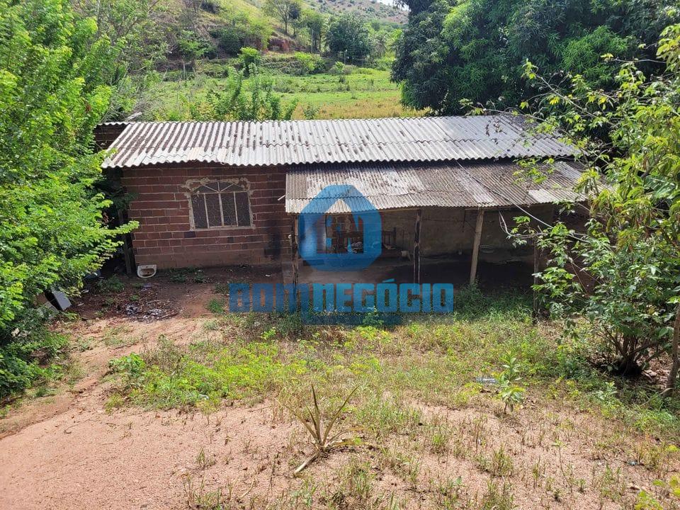 Chácara com 3 dormitórios à venda,662.00 m , GOVERNADOR VALADA...