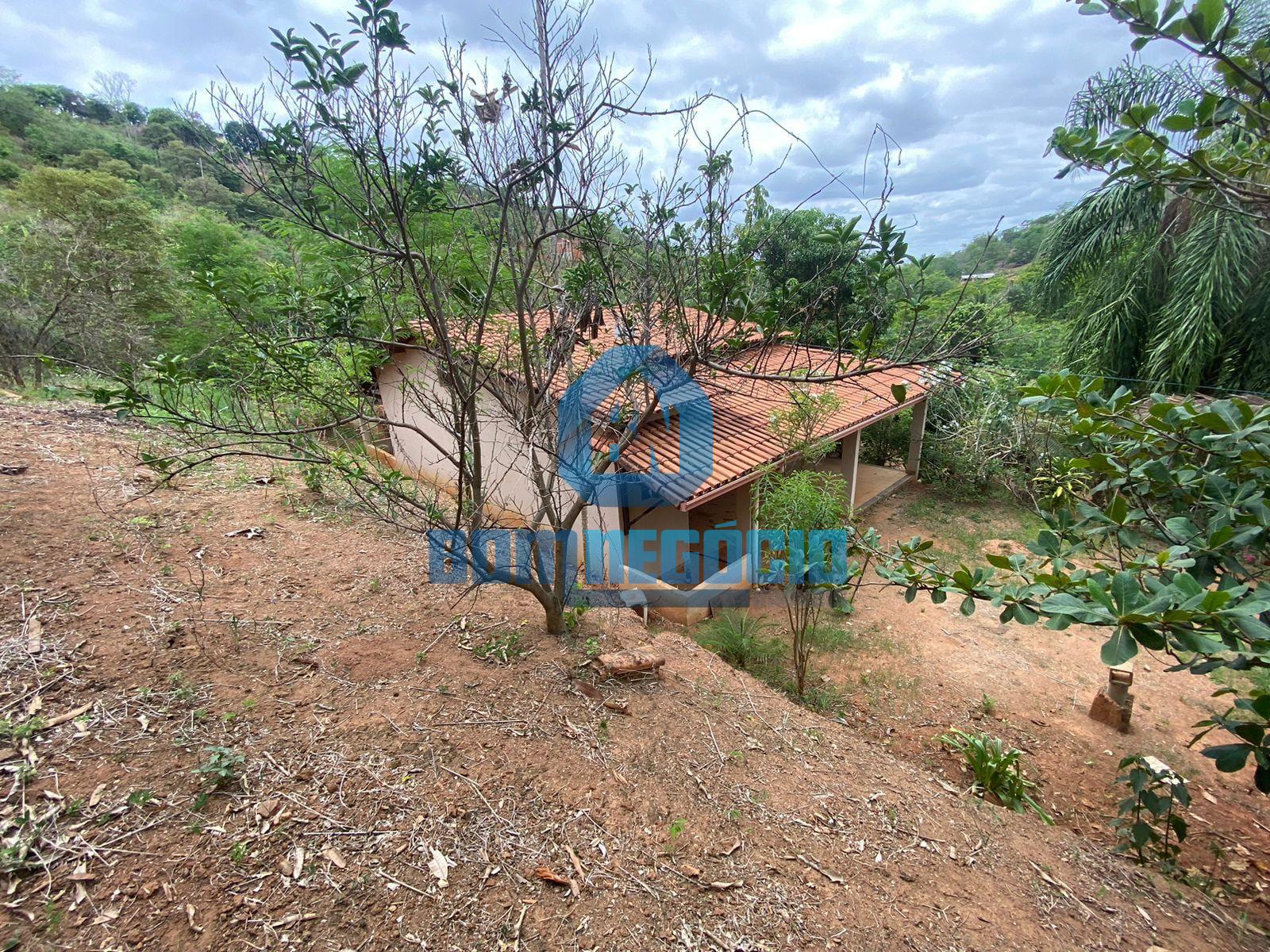 Chácara com 3 dormitórios à venda,2400.00 m , GOVERNADOR VALAD...