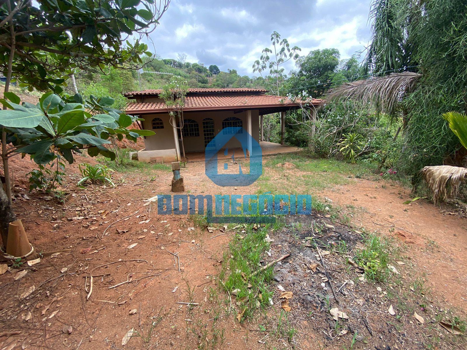 Chácara com 3 dormitórios à venda,2400.00 m , GOVERNADOR VALAD...
