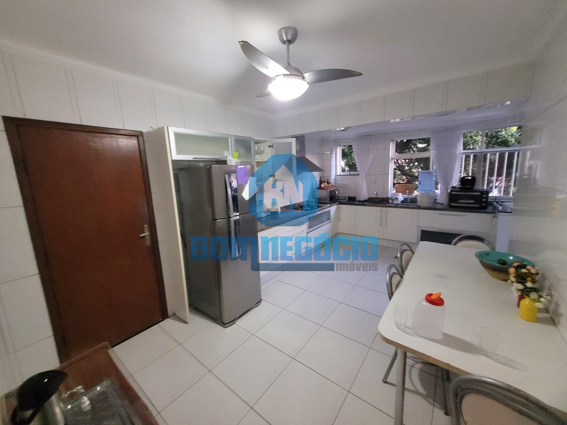 Excelente Apartamento à Venda no Bairro São Pedro - Governador...