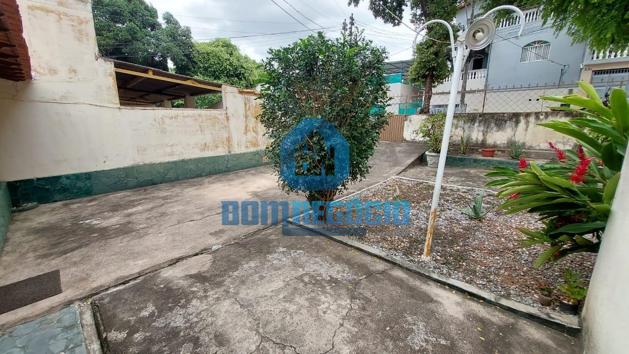 Casa com 6 dormitórios à venda,em Lote de 366.00 m , GOVERNADO...
