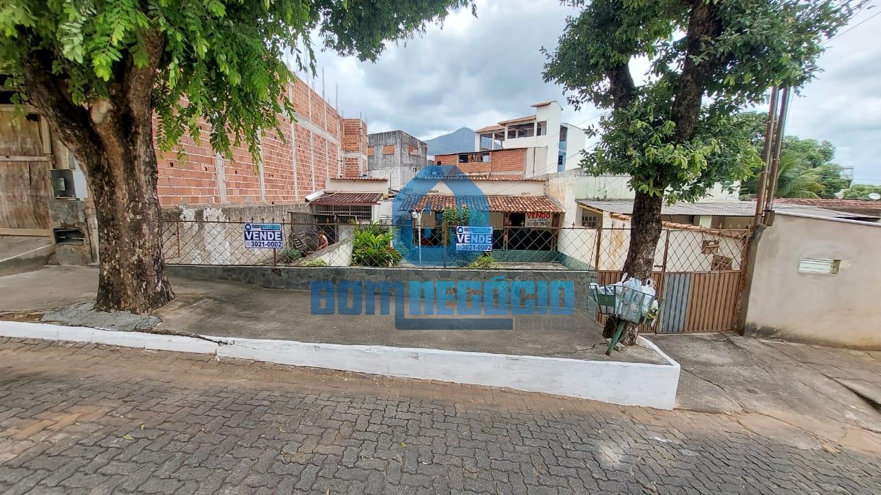 Casa com 6 dormitórios à venda,em Lote de 366.00 m , GOVERNADO...
