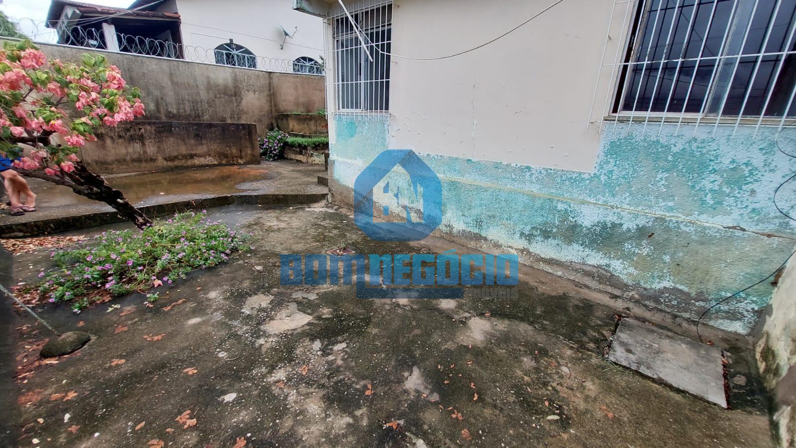 Casa com 3 dormitórios à venda, GRÃ-DUQUESA, GOVERNADOR VALADA...