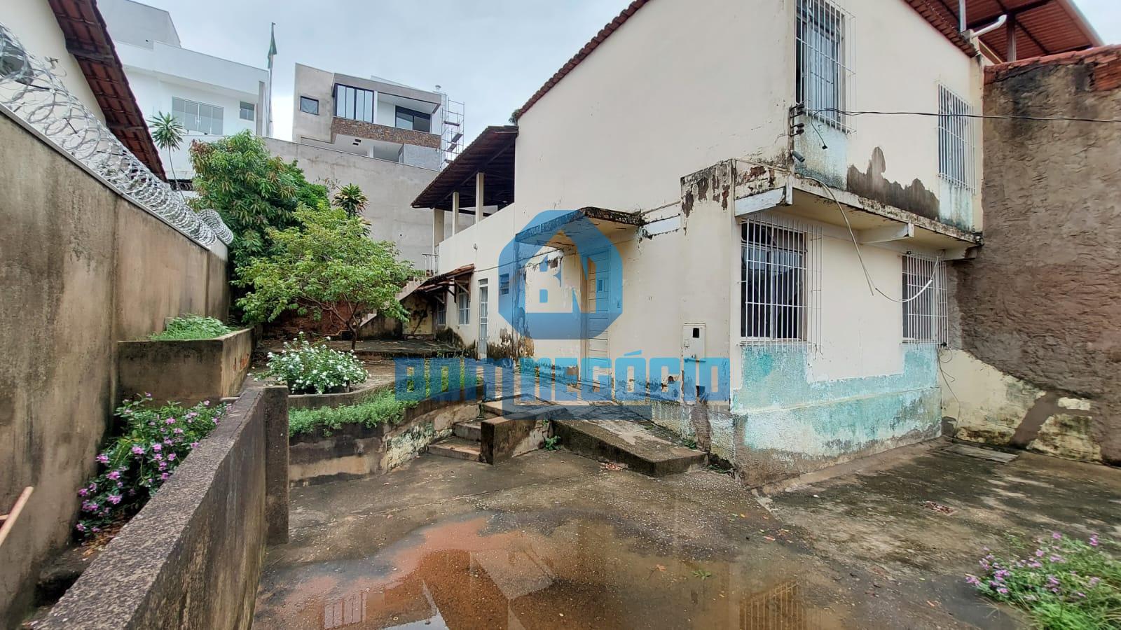 Casa com 3 dormitórios à venda, GRÃ-DUQUESA, GOVERNADOR VALADA...