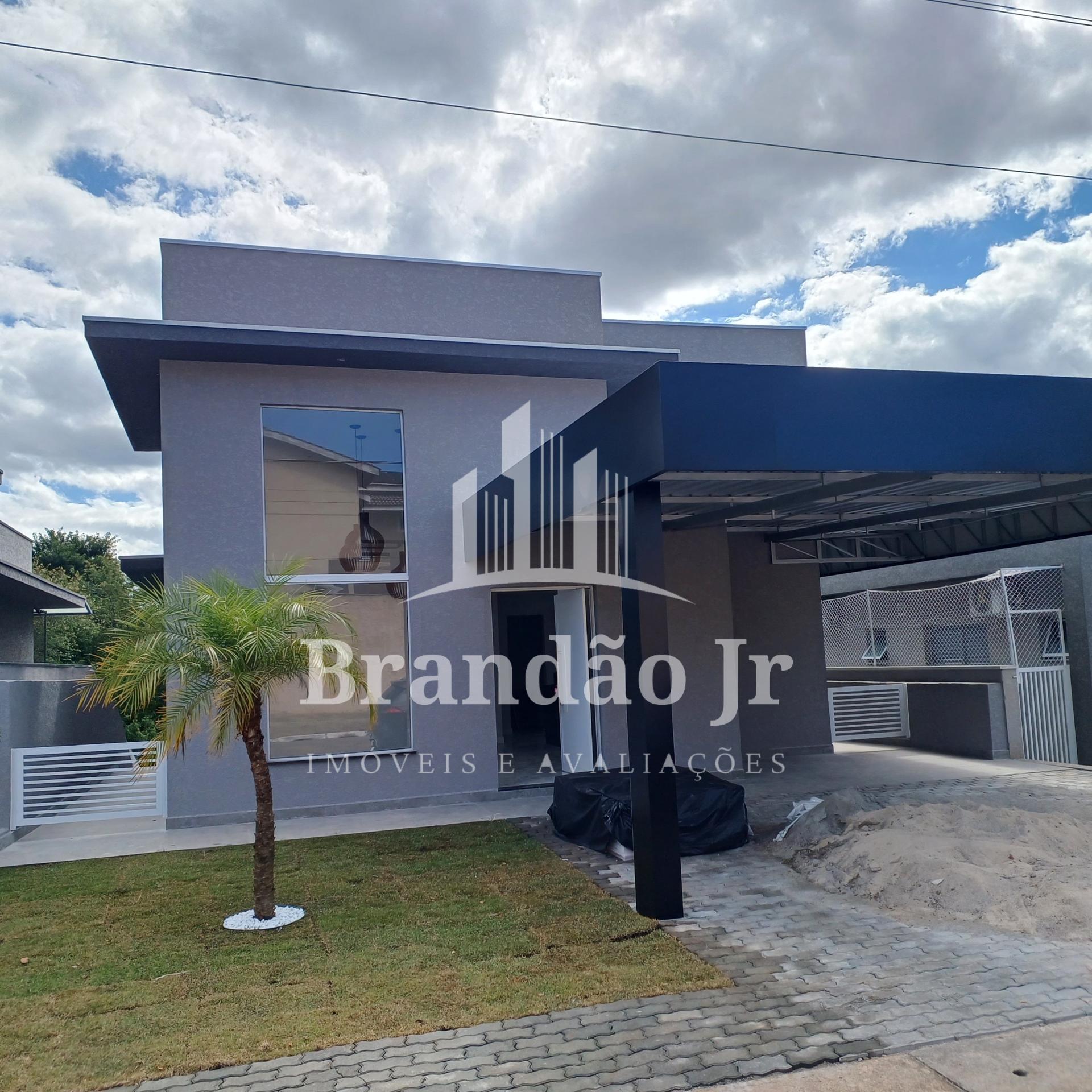 Casa no Condomínio Terras de Atibaia l, com 3 suites, espaço gourmet e piscina