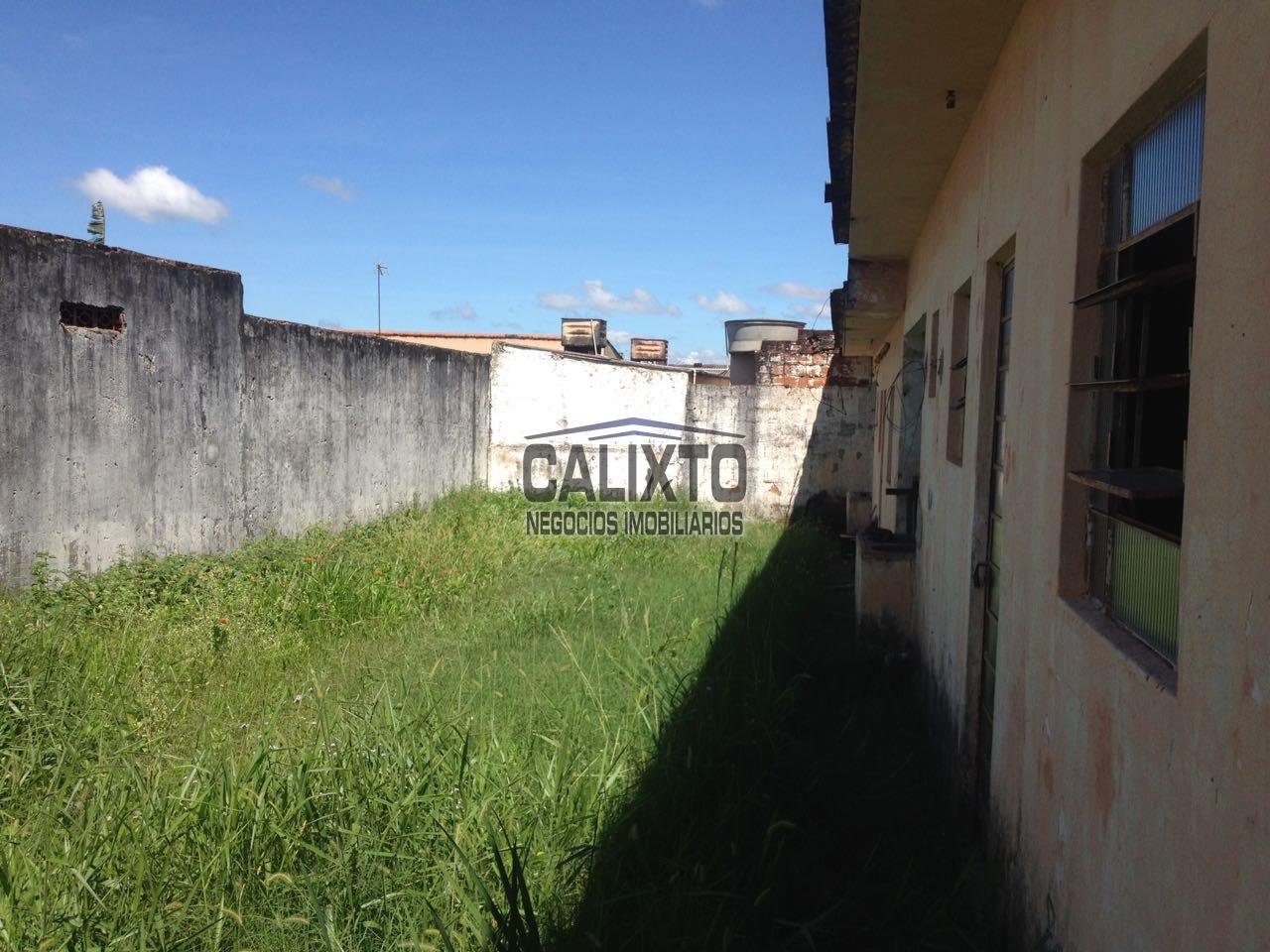 CASA BAIRRO MARTA HELENA