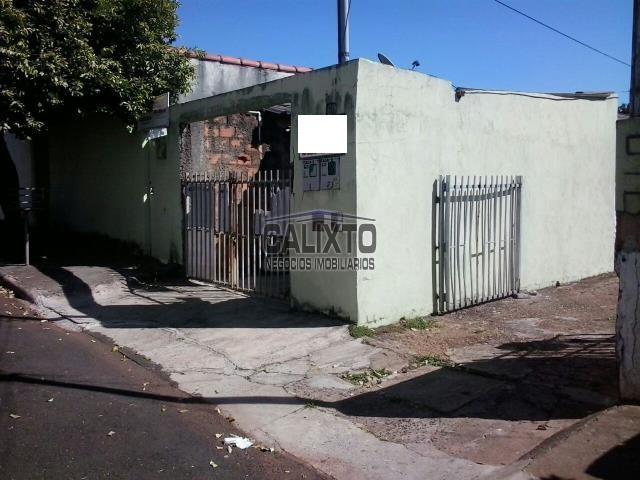 CASA BAIRRO SANTA MÔNICA