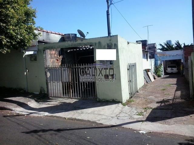 CASA BAIRRO SANTA MÔNICA