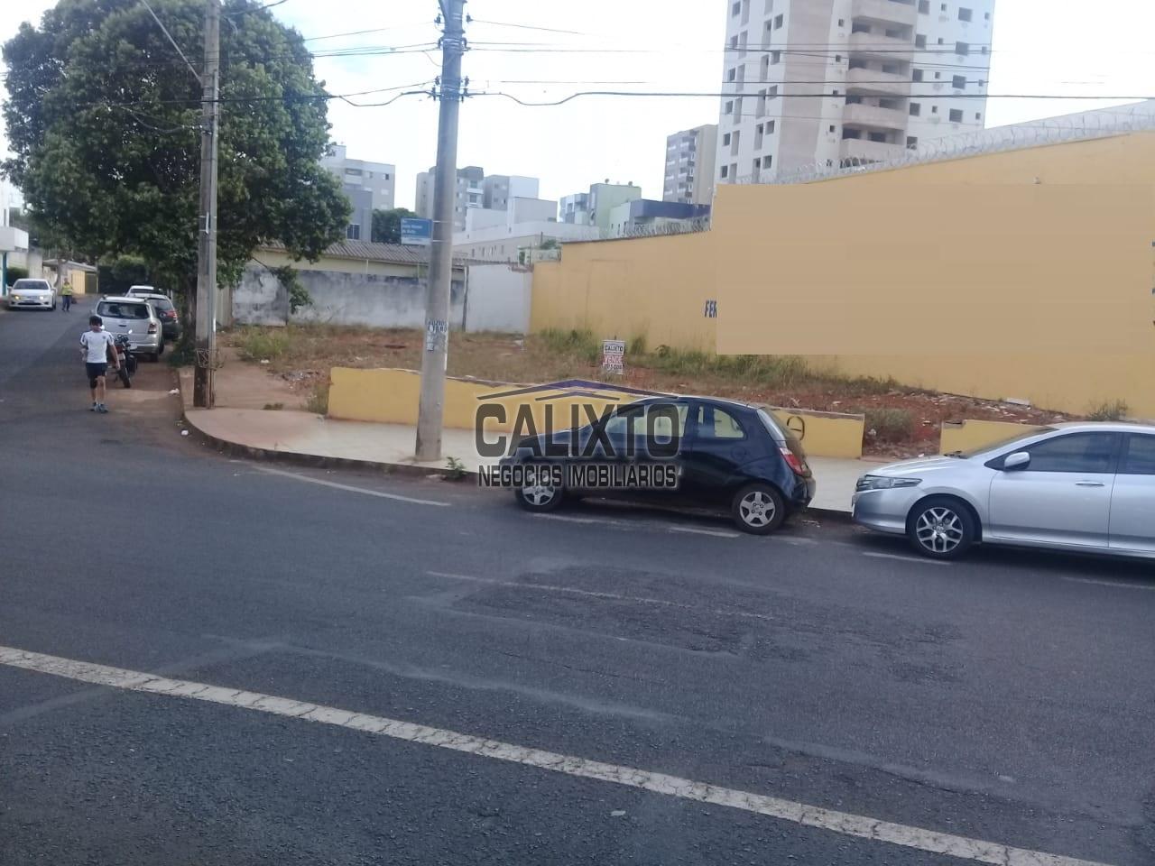 TERRENO BAIRRO SANTA MÔNICA