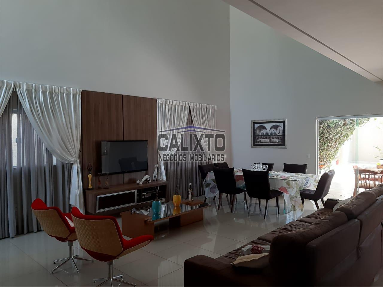 CASA BAIRRO KARAÍBA