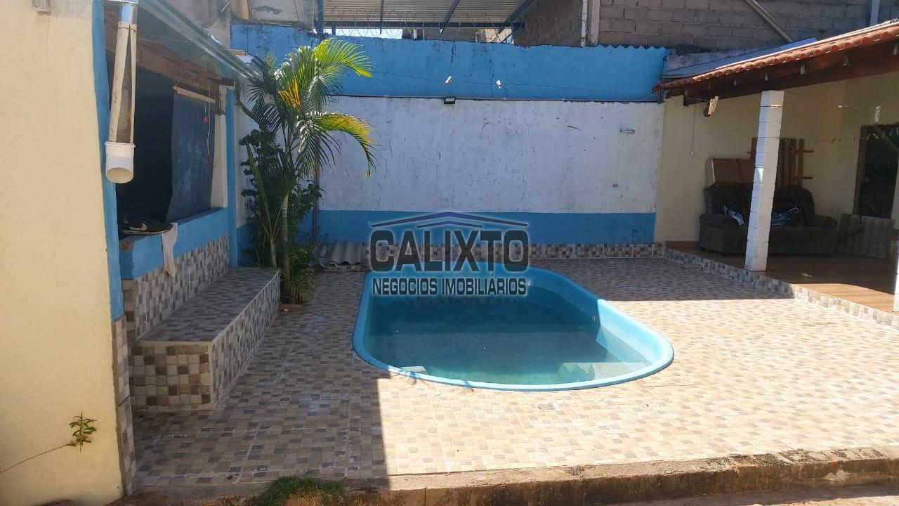 CASA BAIRRO MARTA HELENA