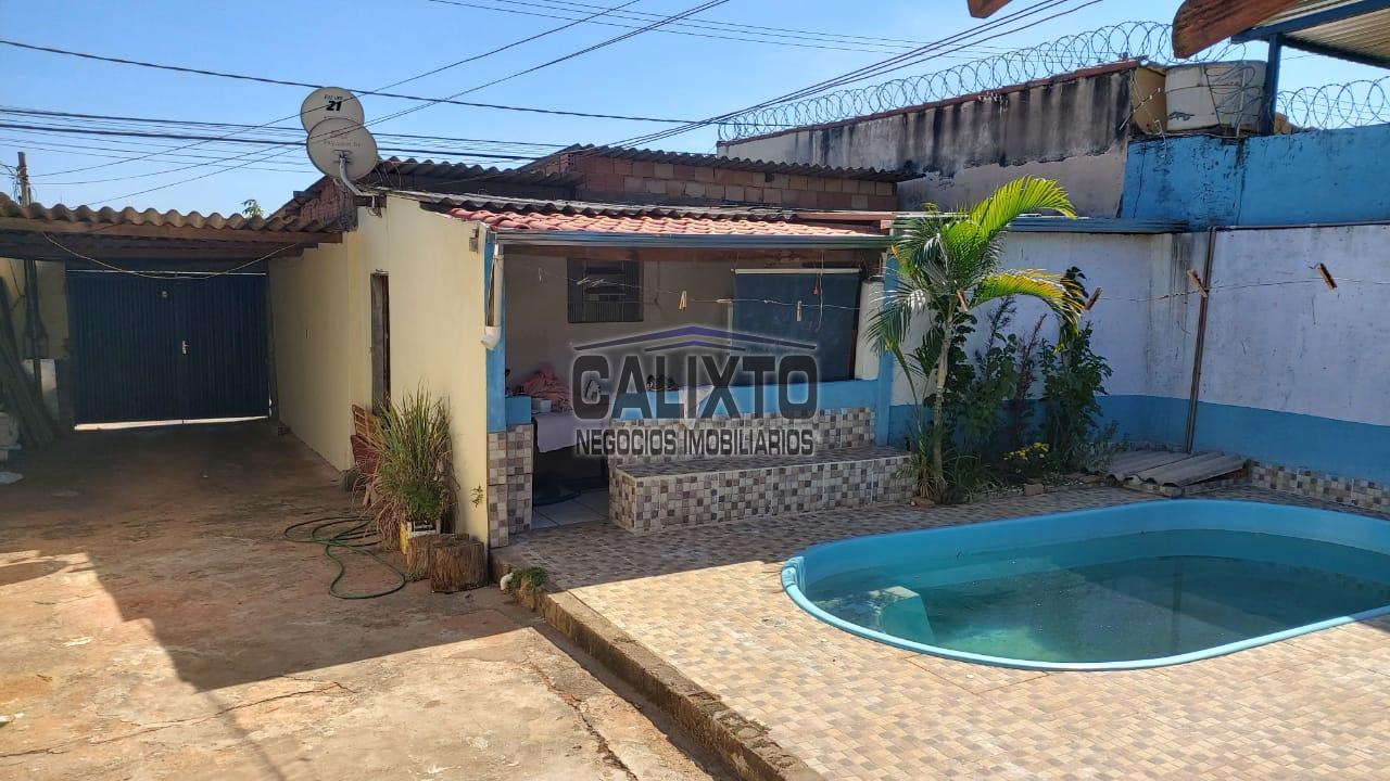 CASA BAIRRO MARTA HELENA