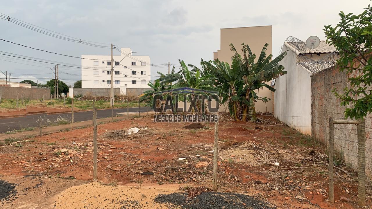 TERRENO BAIRRO JARDIM IPANEMA