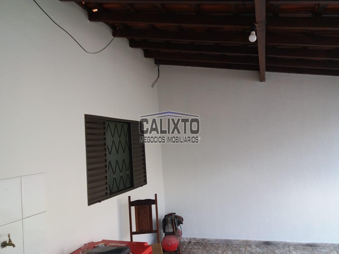 CASA BAIRRO JARDIM PATRÍCIA