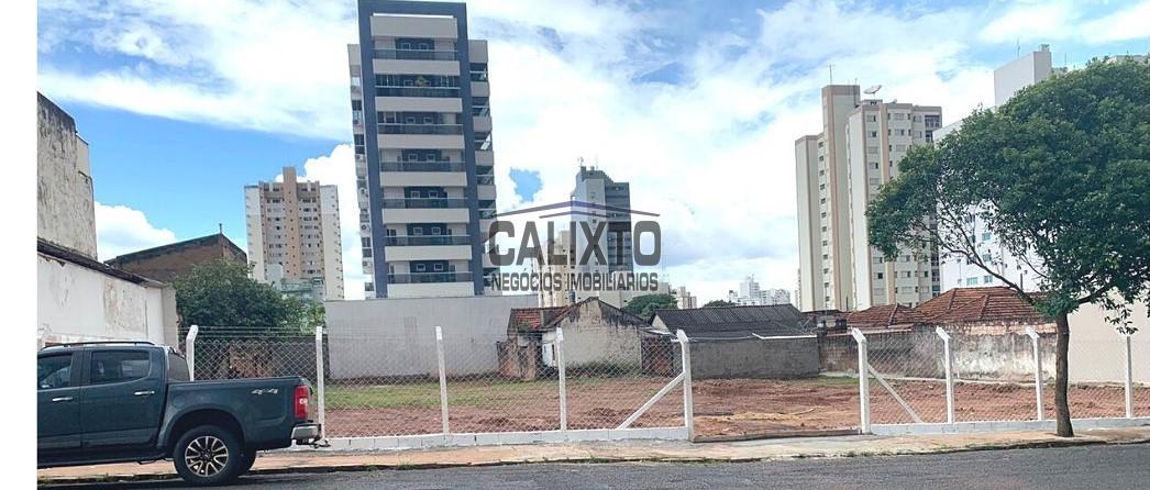 TERRENO BAIRRO OSVALDO REZENDE