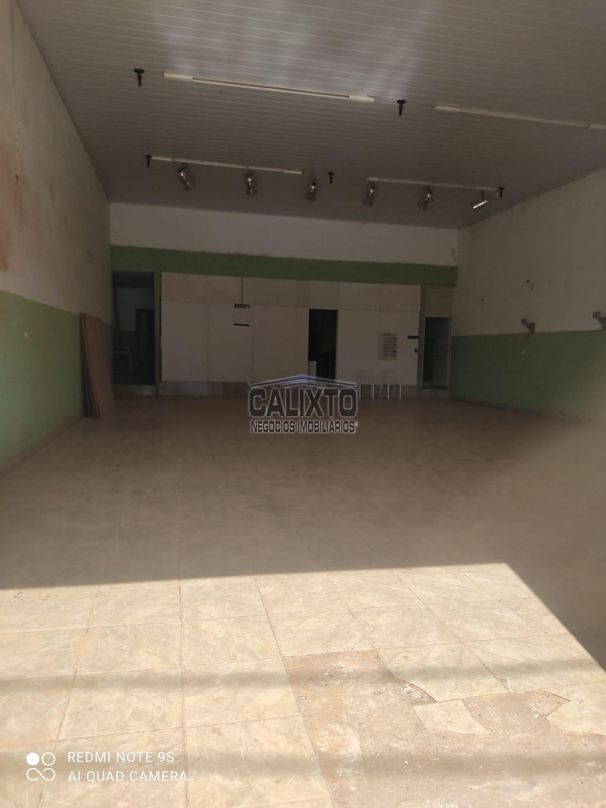 BARRACÃO BAIRRO  JARDIM INCONFIDENCIA