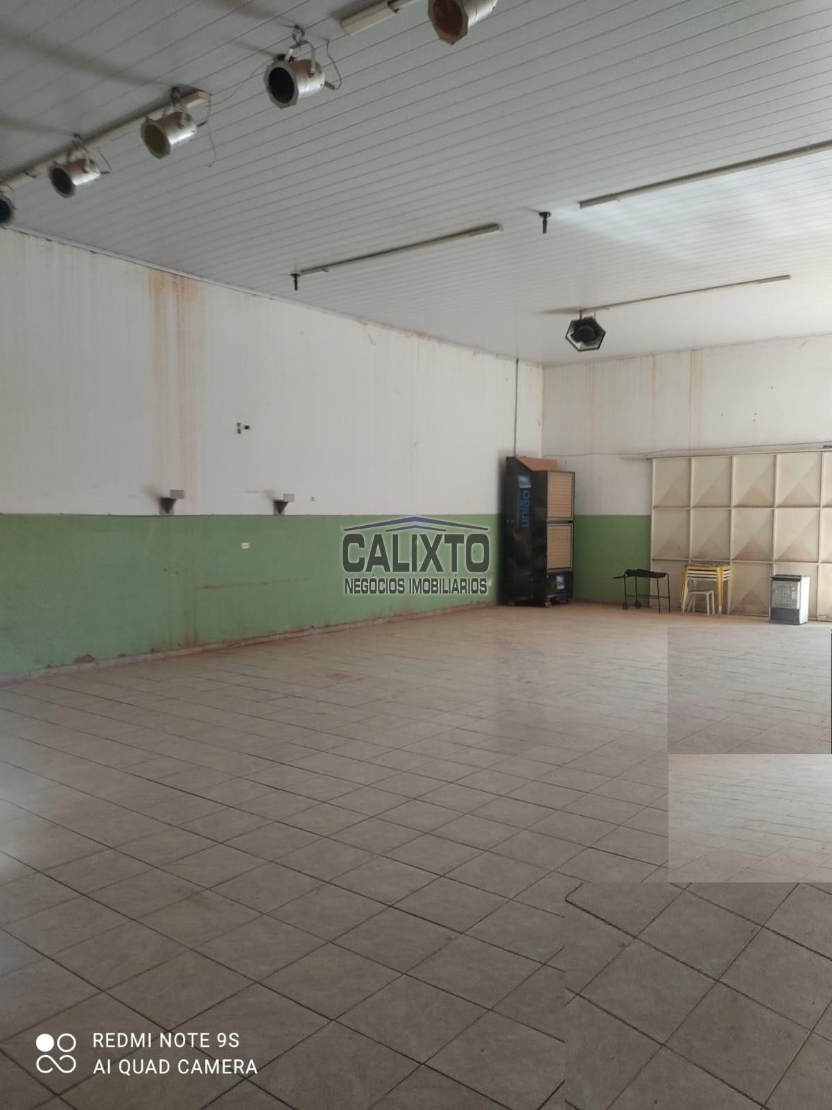 BARRACÃO BAIRRO  JARDIM INCONFIDENCIA