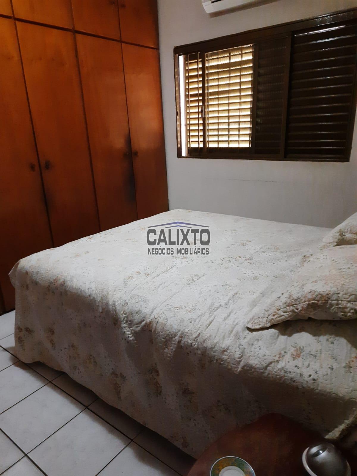 CASA BAIRRO SARAIVA