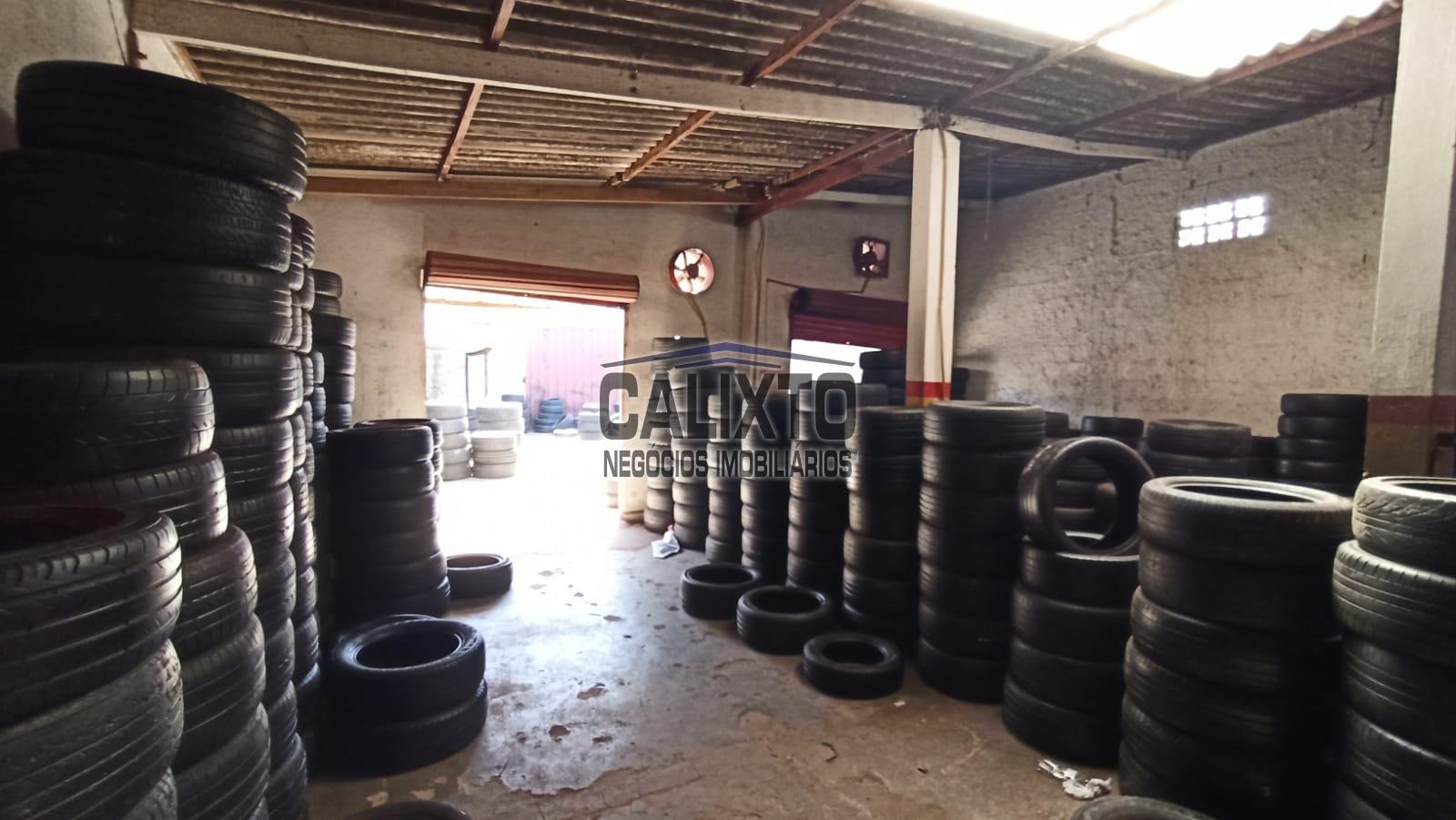 BARRACÃO BAIRRO CARAJÁS