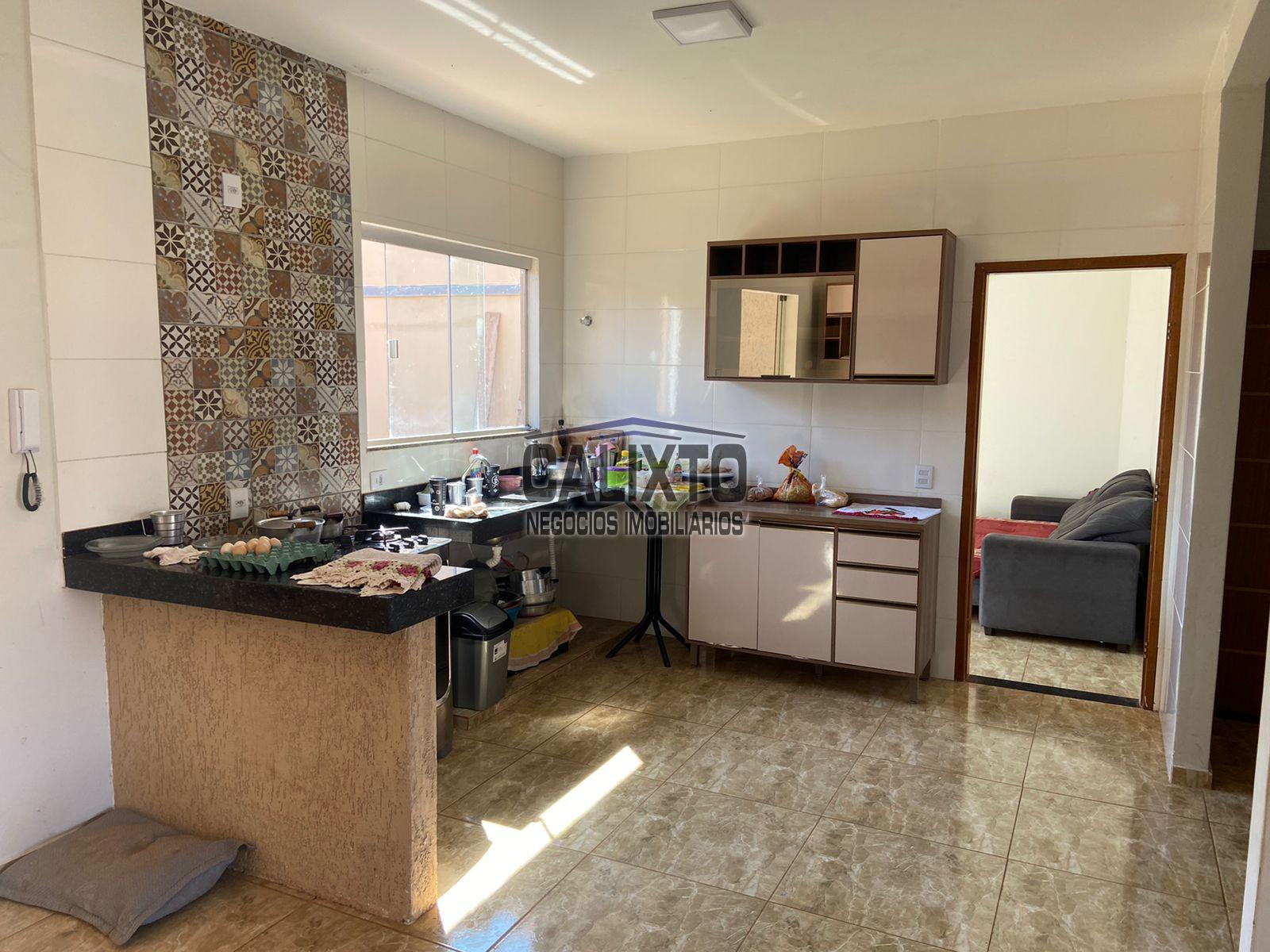 Sobrado à venda, NOVA UBERLANDIA, UBERLANDIA - MG