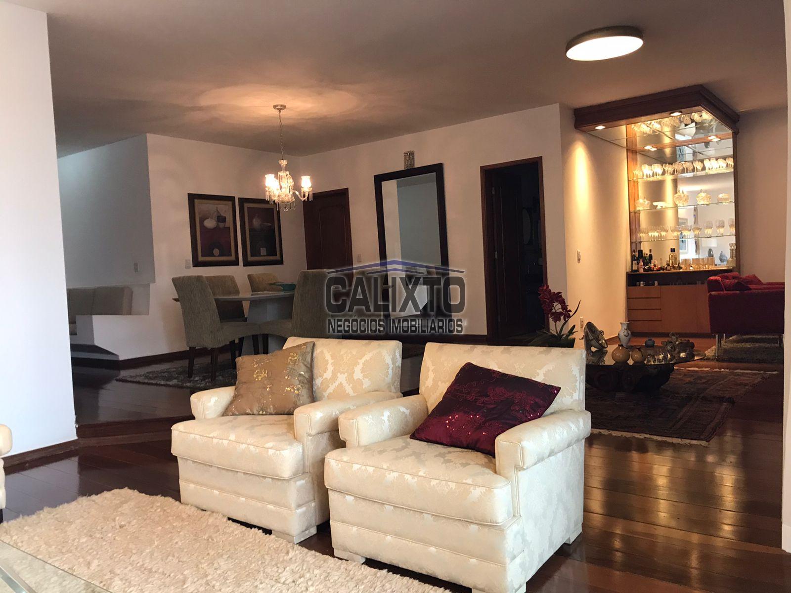 CASA BAIRRO MORADA DA COLINA