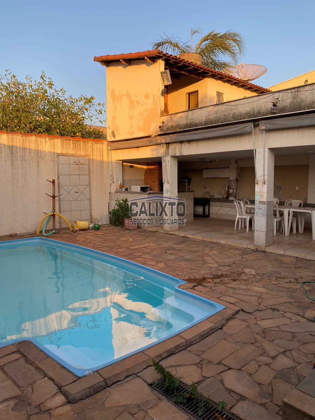 CASA BAIRRO OSVALDO REZENDE