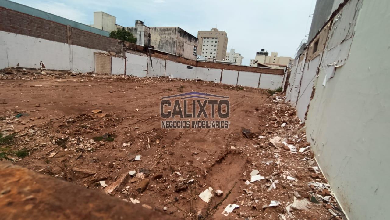 TERRENO BAIRRO MARTINS