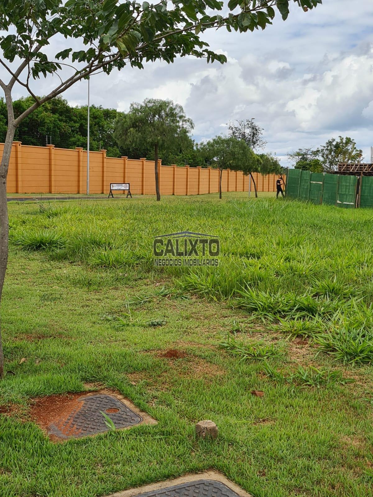TERRENO NO CONDOMINIO ALPHAVILLE II