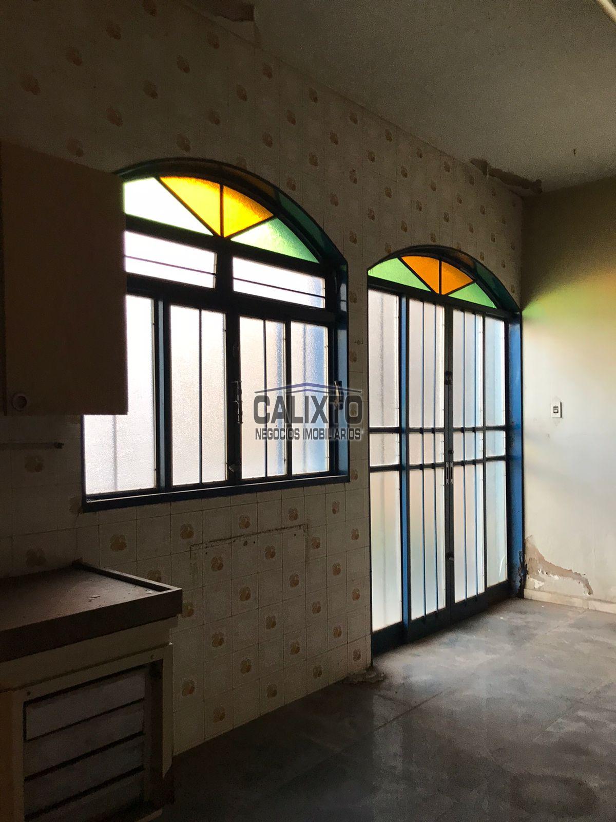CASA BAIRRO MARTINS