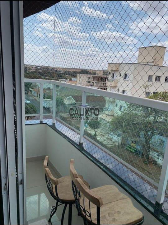 APARTAMENTO BAIRRO SANTA MÔNICA