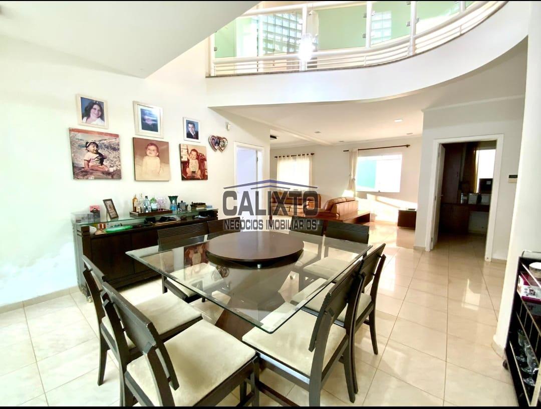 CASA COMERCIAL BAIRRO JARDIM KARAIBA
