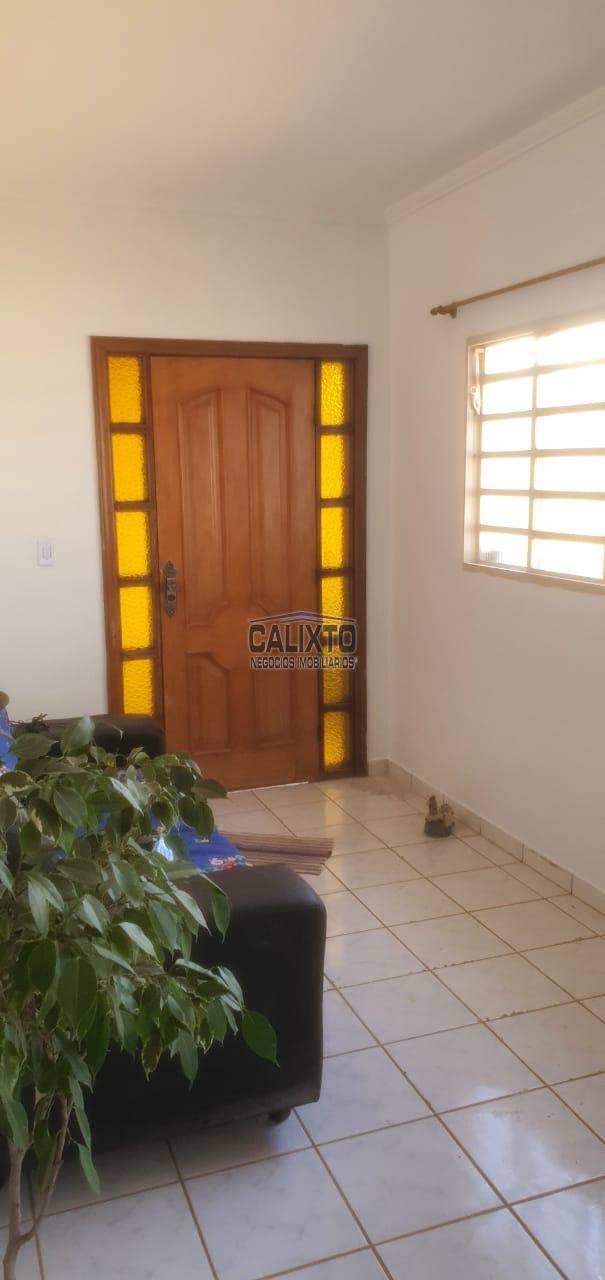 CASA BAIRRO VIGILATO PEREIRA