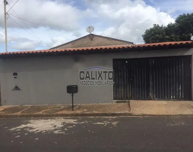 CASA BAIRRO CANAÃ