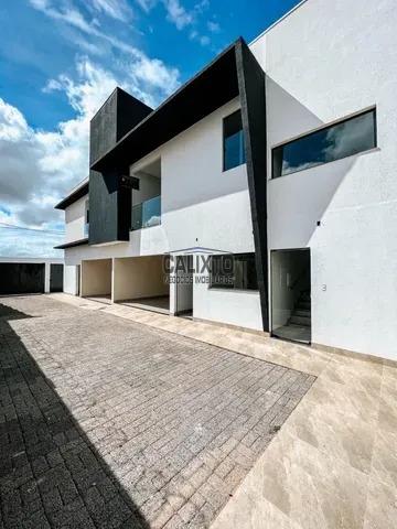 SOBRADO BAIRRO  NOVO MUNDO