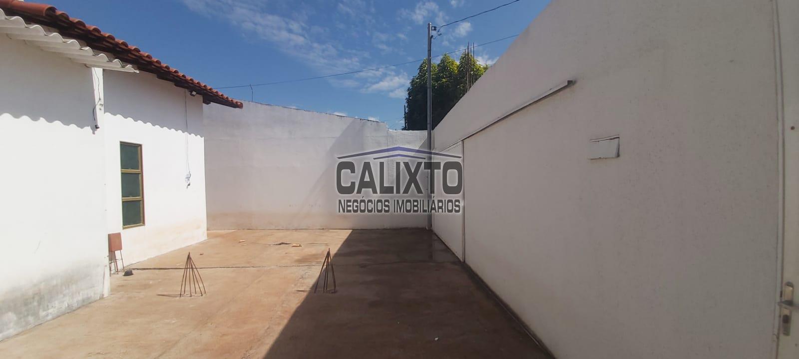 CASA BAIRRO JARDIM HOLANDA