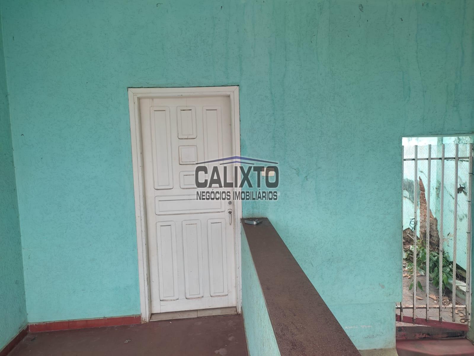 CASA BAIRRO CENTRO