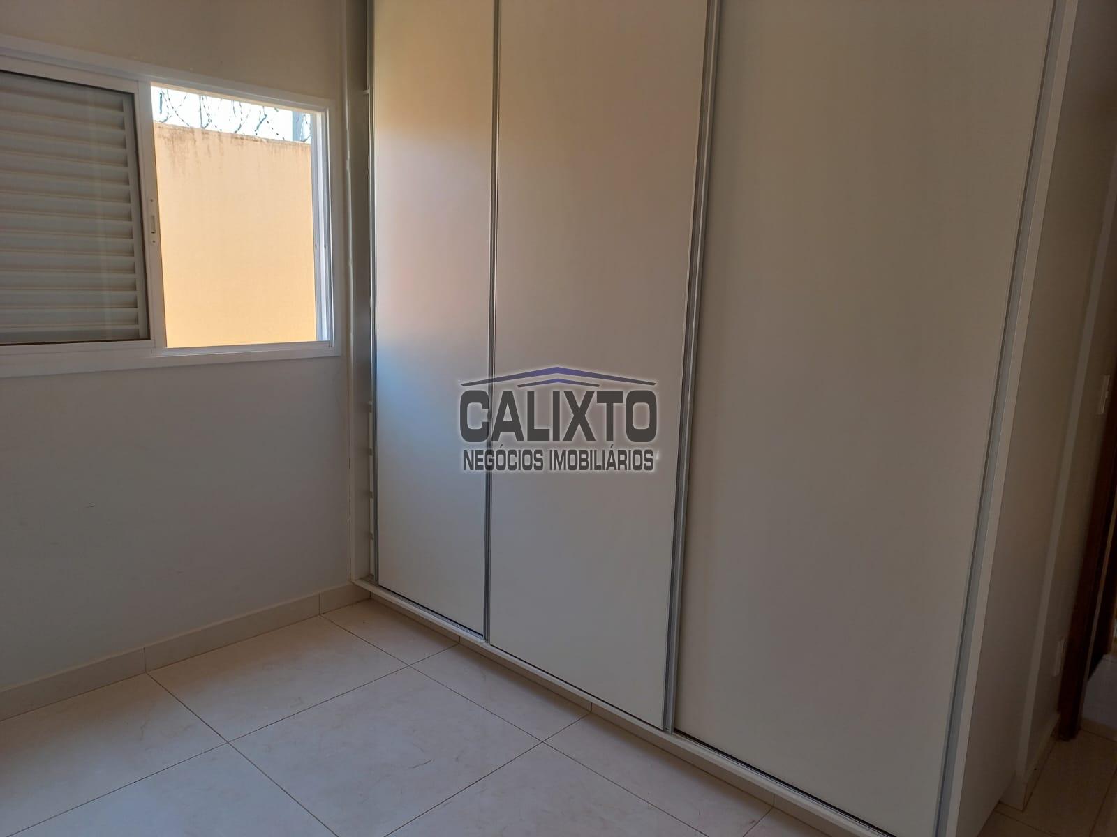 CASA EM CONDOMINIO BAIRRO JARDIM HOLANDA