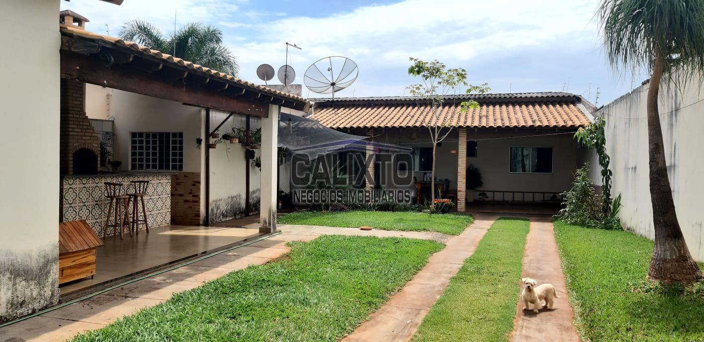 CASA BAIRRO JARDIM BRASÍLIA