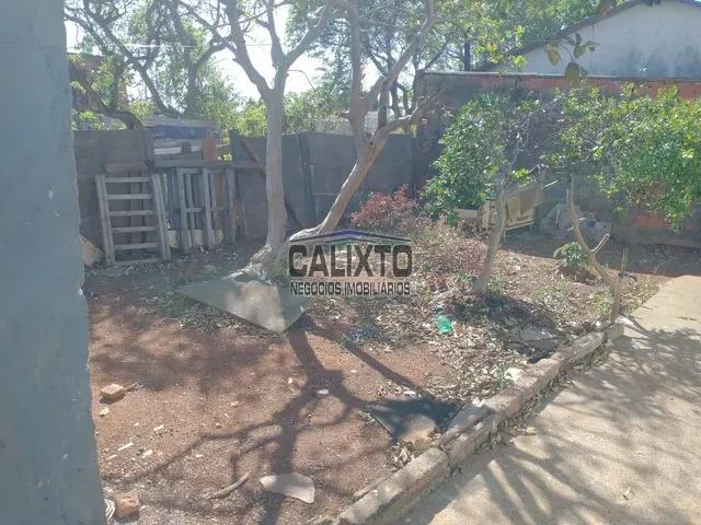CASA BAIRRO CUSTÓDIO PEREIRA