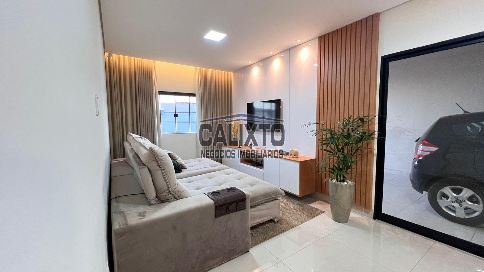 Casa Bairro Jardim Europa Com Piscina