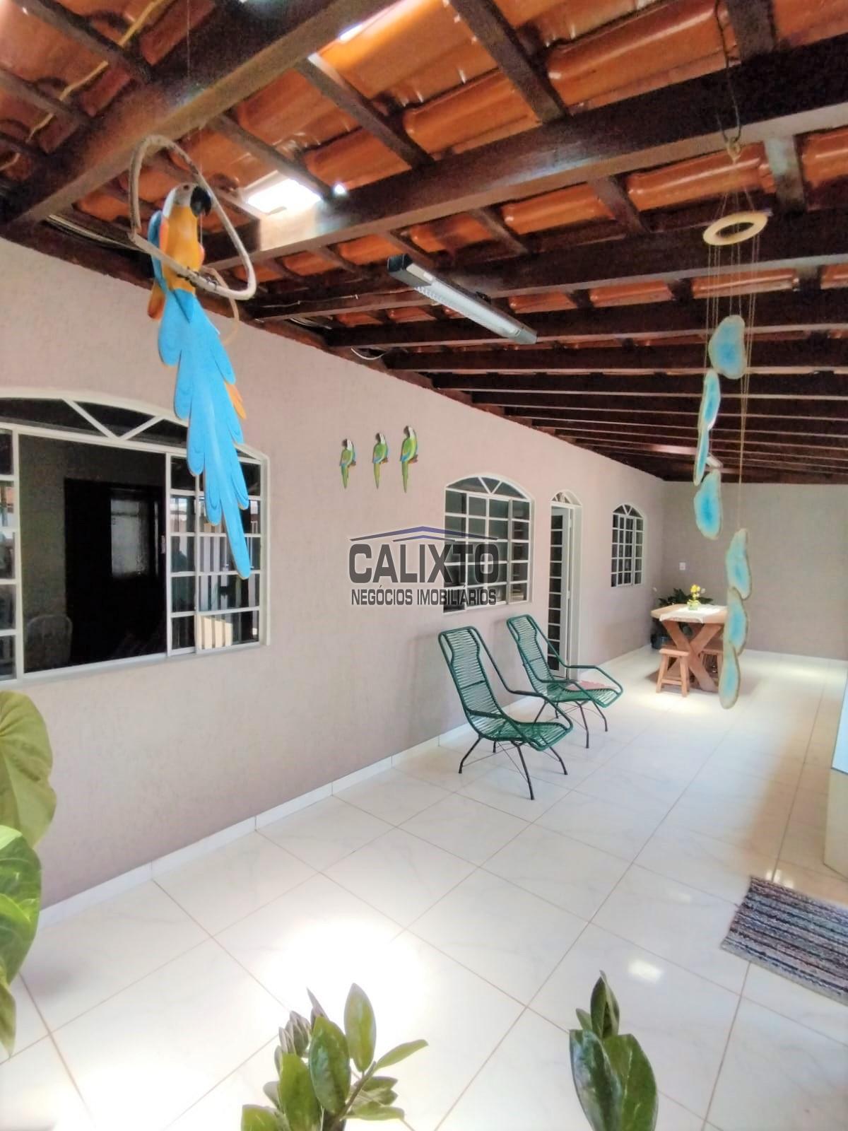 CASA BAIRRO SANTA ROSA