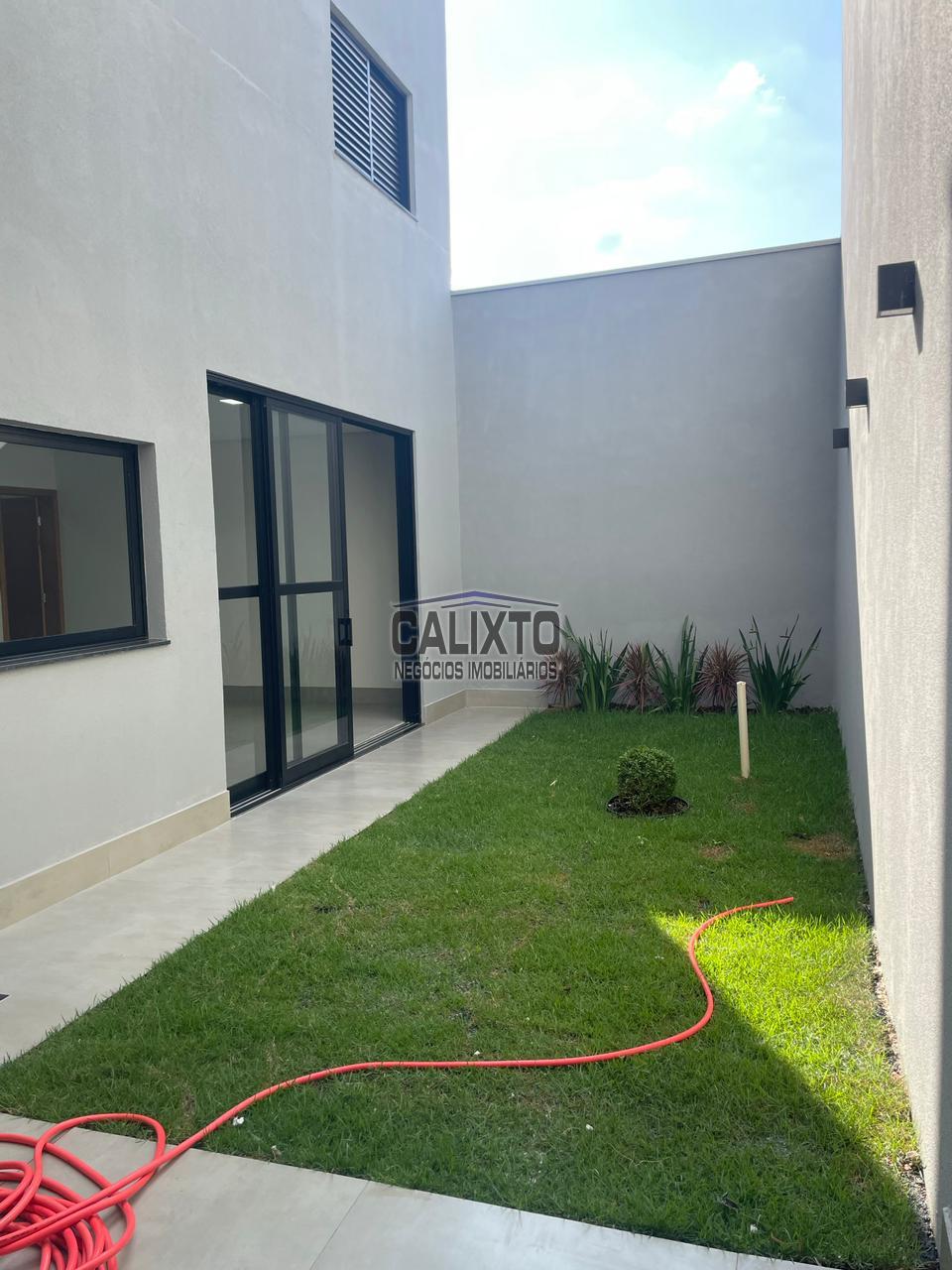SOBRADO BAIRRO PRAÇA ALTO UMUARAMA