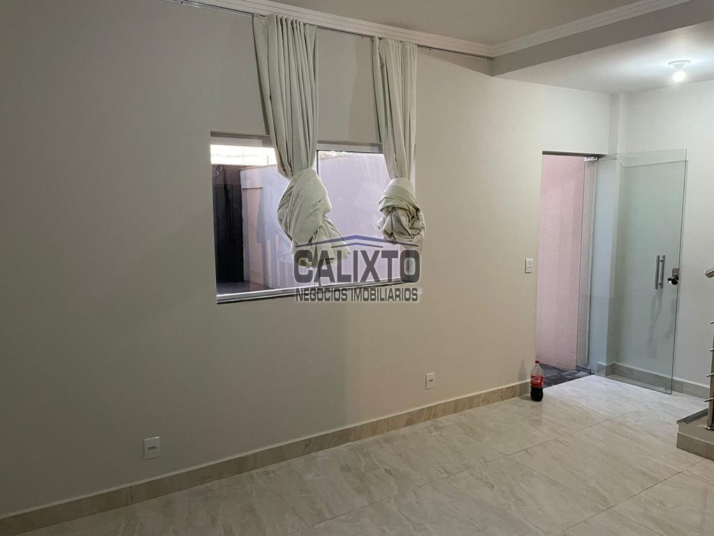 SOBRADO BAIRRO GRAND VILLE
